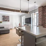 Room In Apartment - Cosy Place In The Hear Of Paris